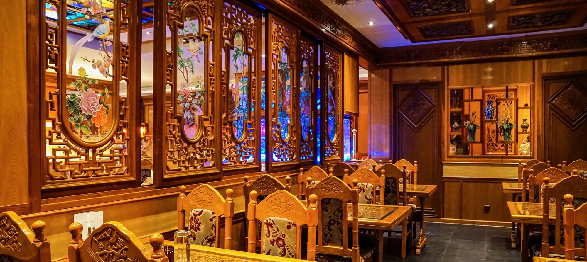 Atmosphärischer Speisesaal im Palace